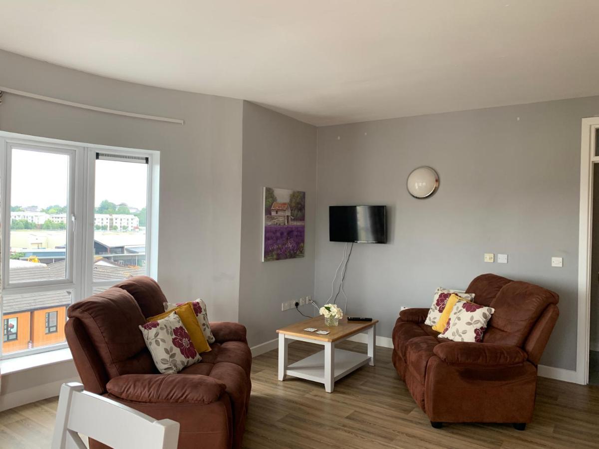 Priory House, Student Accommodation, Manor Village Apartments, Cork Road, X91W427 วอเตอร์ฟอร์ด ภายนอก รูปภาพ