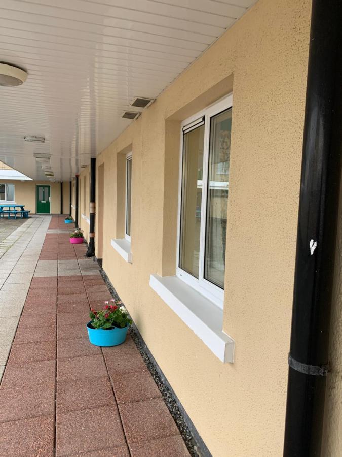 Priory House, Student Accommodation, Manor Village Apartments, Cork Road, X91W427 วอเตอร์ฟอร์ด ภายนอก รูปภาพ