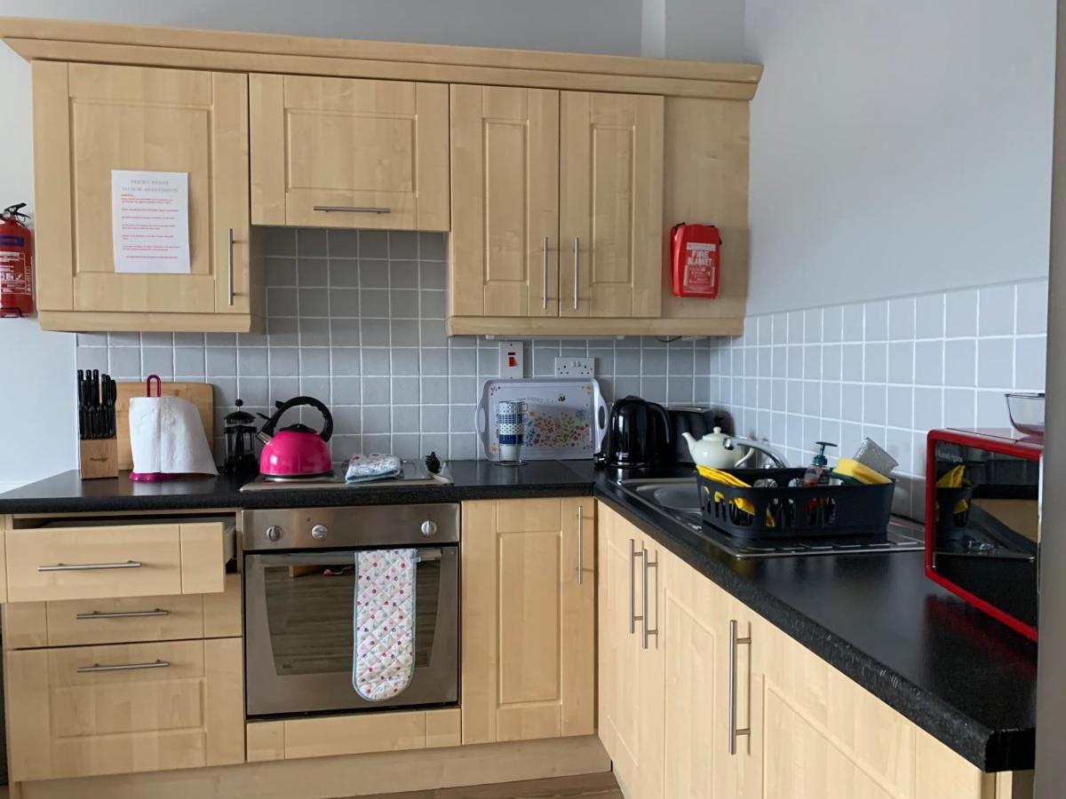 Priory House, Student Accommodation, Manor Village Apartments, Cork Road, X91W427 วอเตอร์ฟอร์ด ภายนอก รูปภาพ