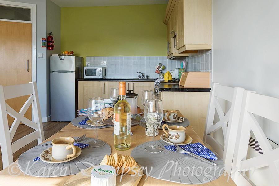 Priory House, Student Accommodation, Manor Village Apartments, Cork Road, X91W427 วอเตอร์ฟอร์ด ภายนอก รูปภาพ